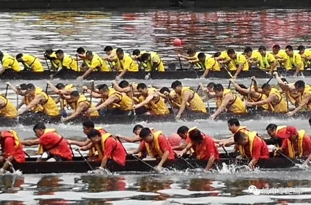 暴雨中竞渡2019龙舟赛火热开赛但龙舟水大暴雨还要下几天