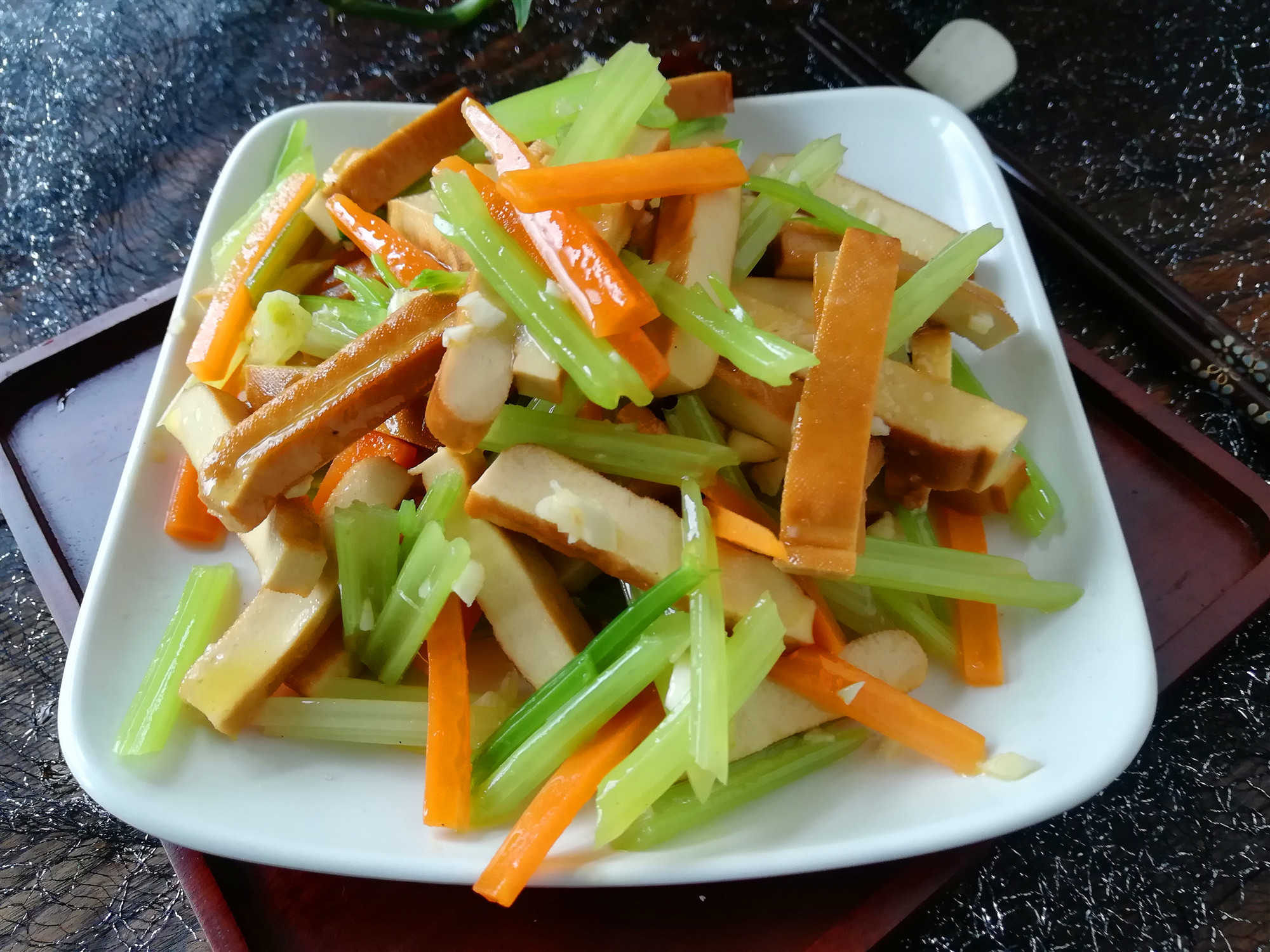 芹菜馅最佳搭配,芹菜的最佳搭配,芹菜最佳食物搭配_大山谷图库