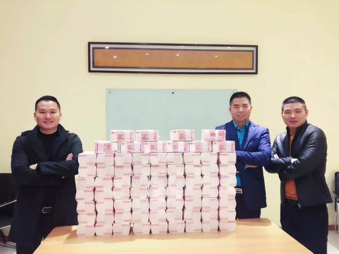 6月10日大脑银行大型招聘会,年薪100万不是梦!你敢来挑战吗