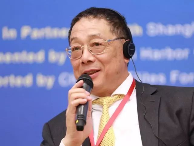 gdp靠炒房_中国gdp增长图(3)