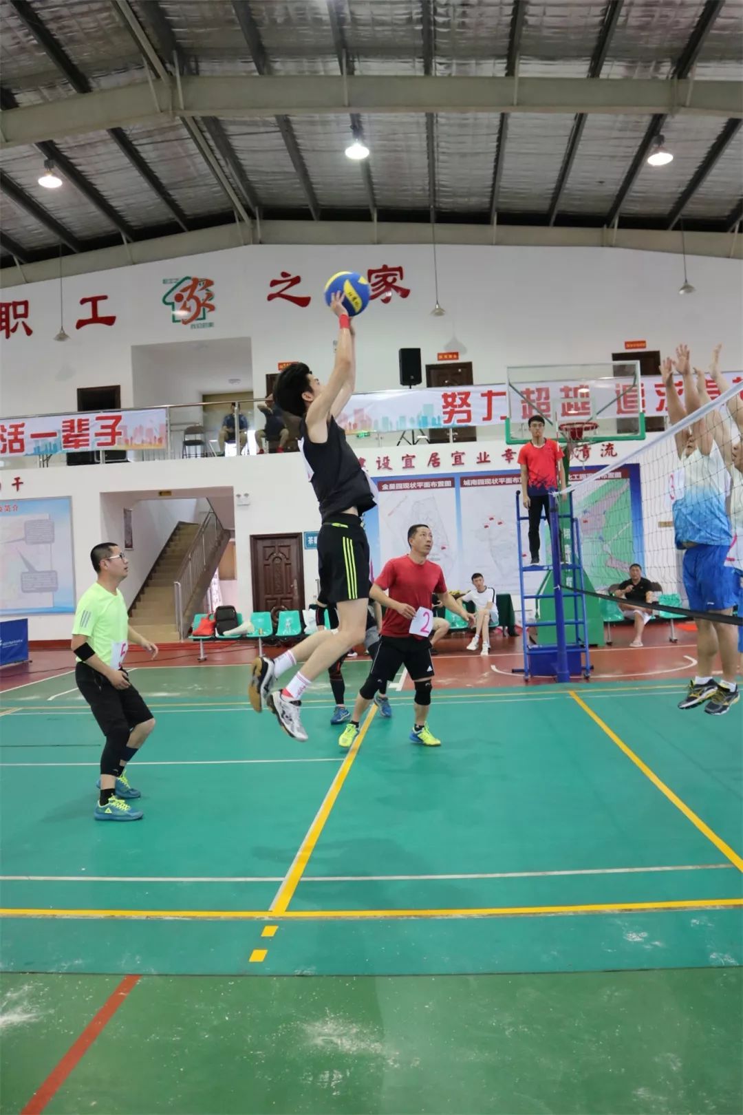 五人制气排球比赛视频