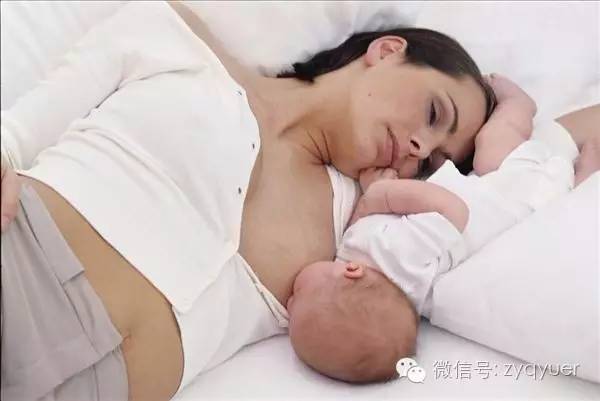                     哪些坏习惯让宝宝患上中耳炎？