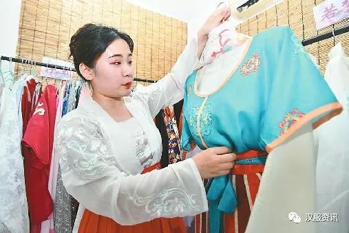 半年济南汉服体验店多了30家 抖音“带货”更大的汉服潮还在后面 一本道av无码无卡免费