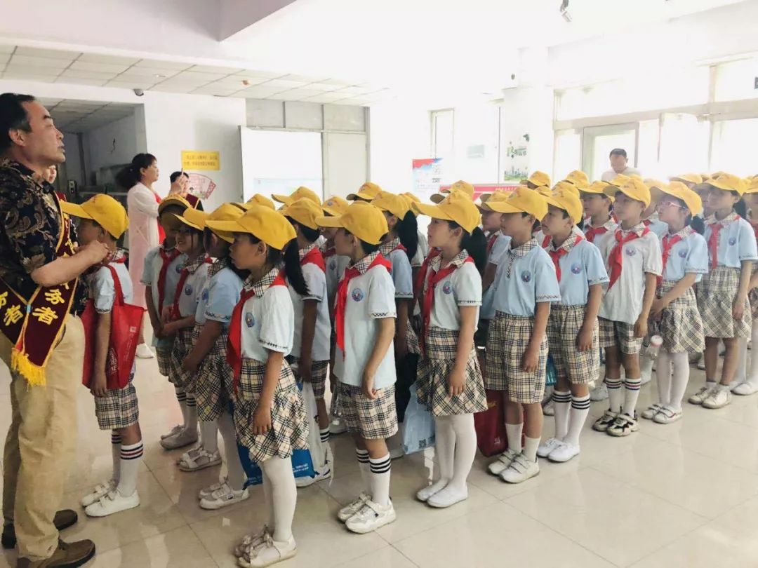 科技改变未来 创新引领成长——邢台市东大街小学参观