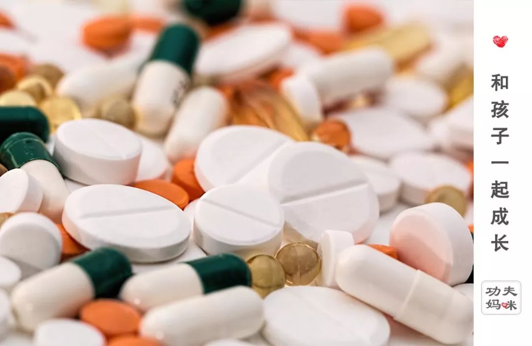                     两岁男童凌晨发烧身亡，只因爸爸做了这件事……