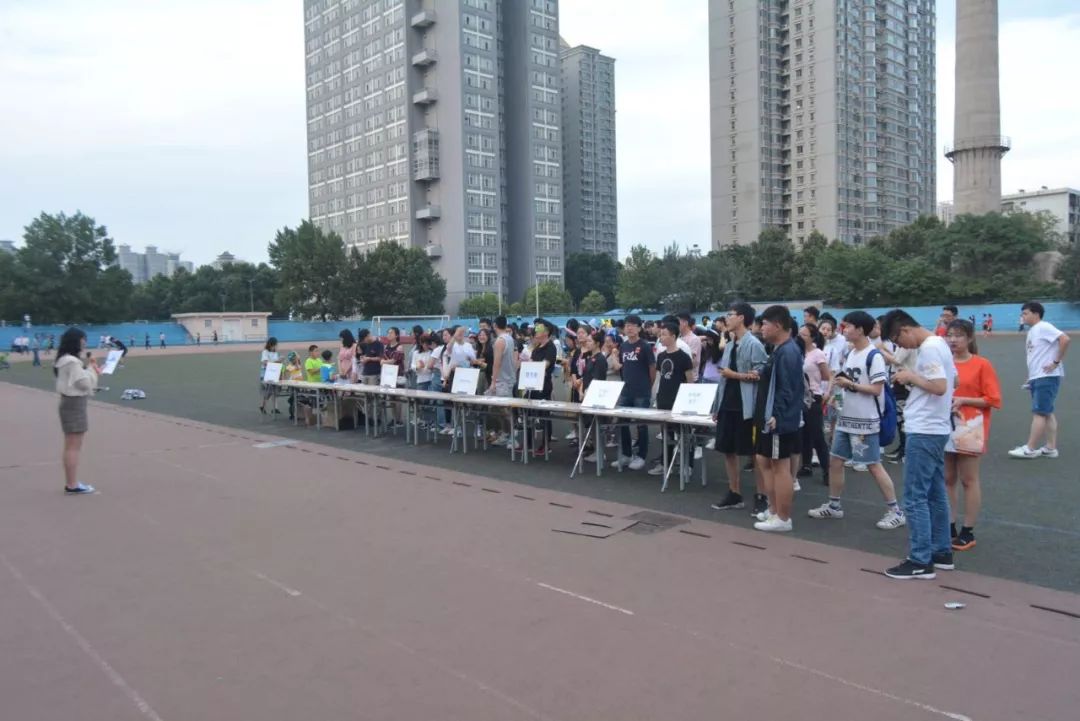 健身的动态图片大全 2a163d9010b34a53b486a9f8bd359516.jpeg