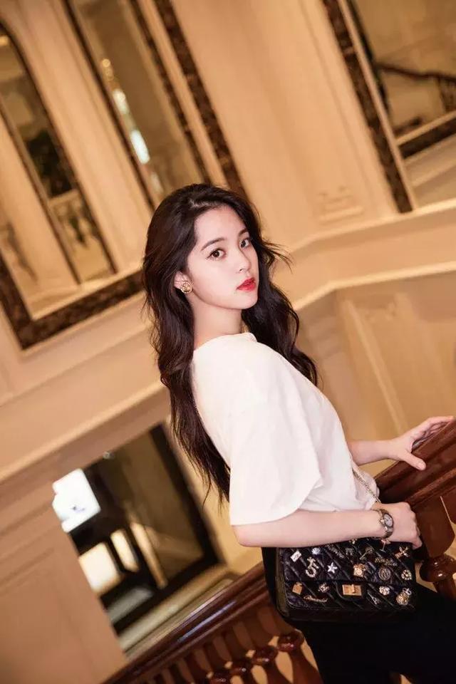 欧阳娜娜vlog113 392212c3b1684feca969026c3263f7f7.jpeg