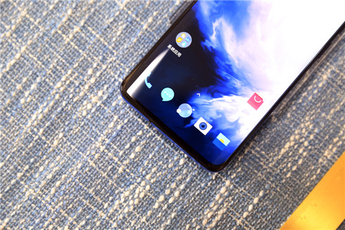 OnePlus 7 Pro，科技与美学的完美结合