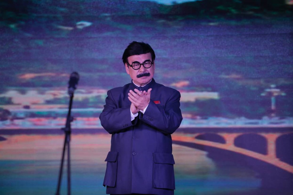 任世和超级名人模仿秀西安首场汇报演出圆满成功