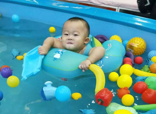                    2019年婴儿游泳宣传广告标语——很有料！