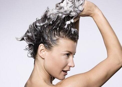 怎么护发是最正确的 7641cdd4fa404d86a2a90a4006b43013.jpeg