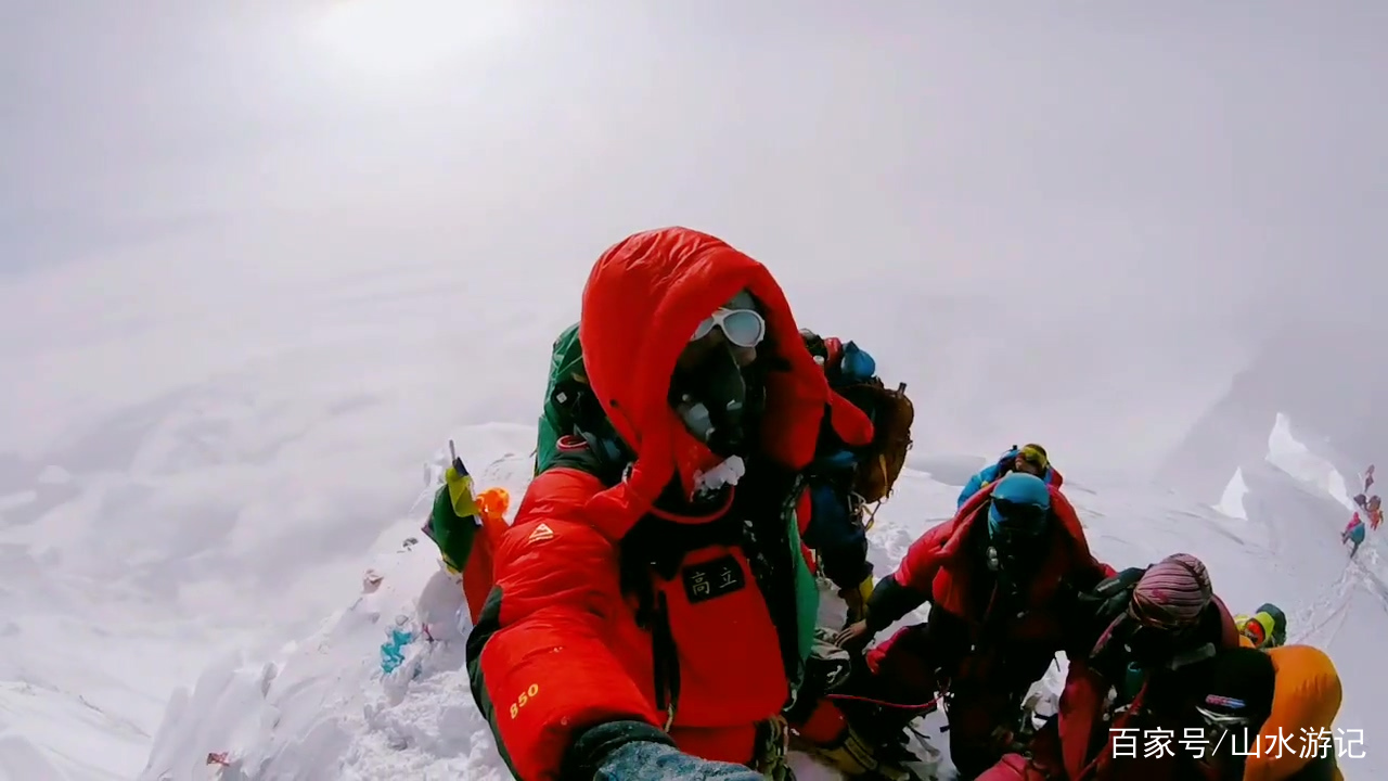 珠穆朗玛峰为什么那么多人爬 7b6957d9448540ceb711a2a2d6d30a62.jpeg