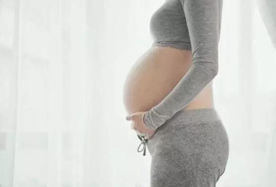                     【佛山巍阁】80%孕妈都会遇到的“腿抽筋”，补点钙就能解决了？