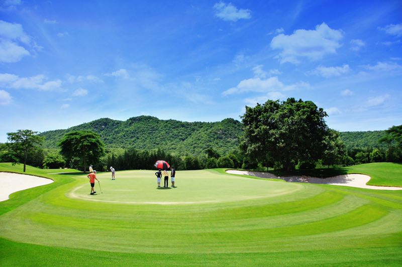 月   日 –桂河 blue sapphire golf & resort 蓝宝石高尔夫球场