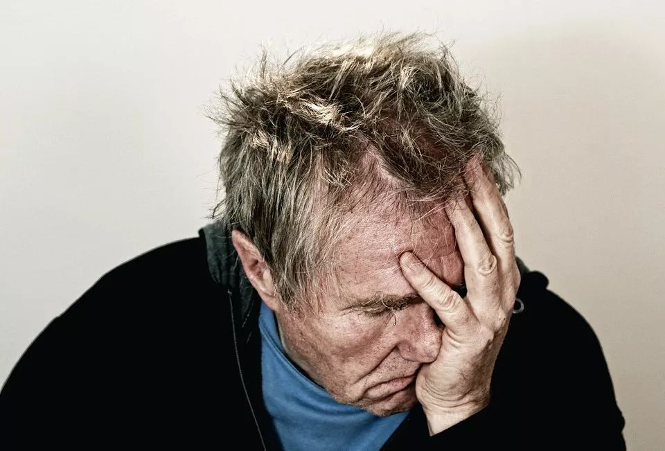 头一直痛是什么原因造成 d64debb1fe8b4b87b99ccf7c33e09c40.jpeg