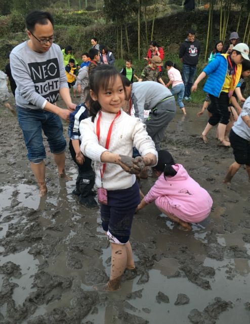 小长假桐庐亲子野外深山探险cs枪战高空抓杆野炊捉泥鳅篝火晚会桐庐米