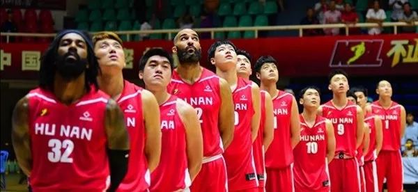 探访OJ梅奥 | 讲讲他在中国的4个小故事