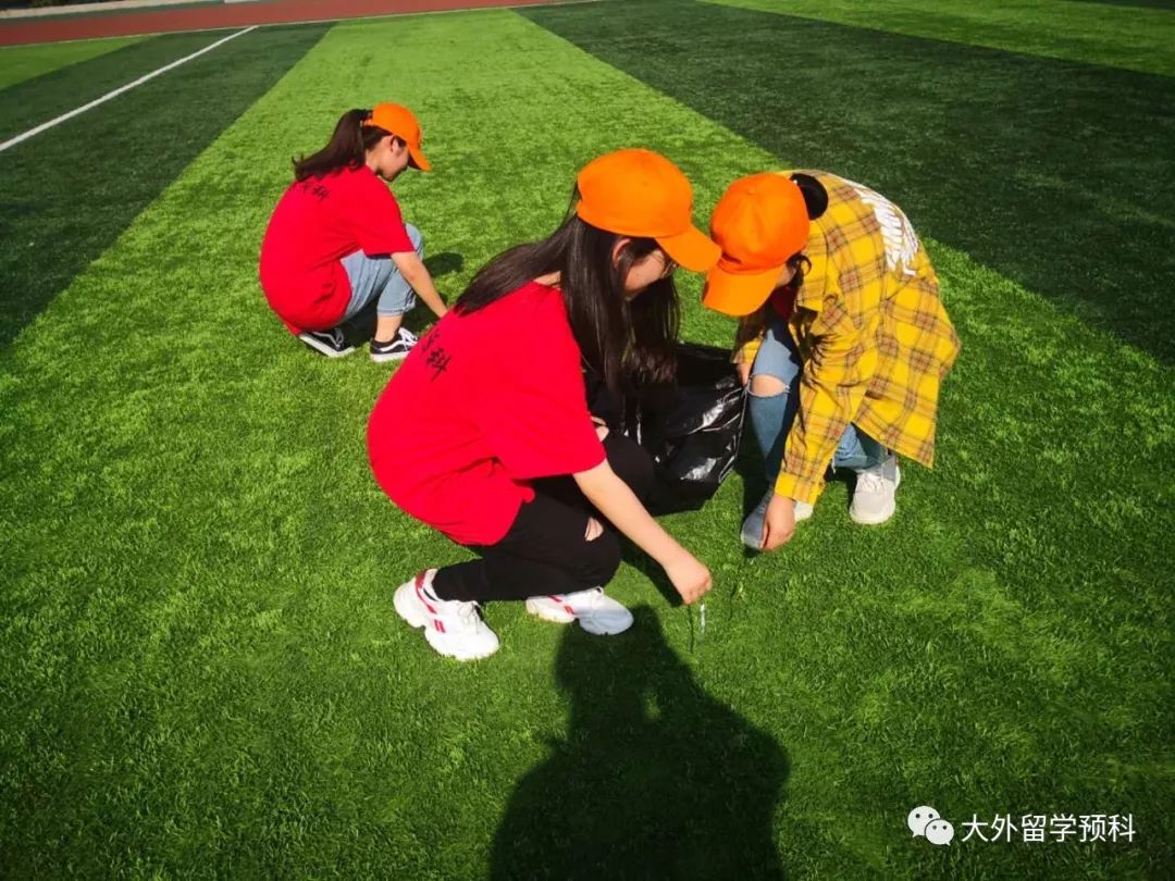 捡垃圾都可以这么帅?