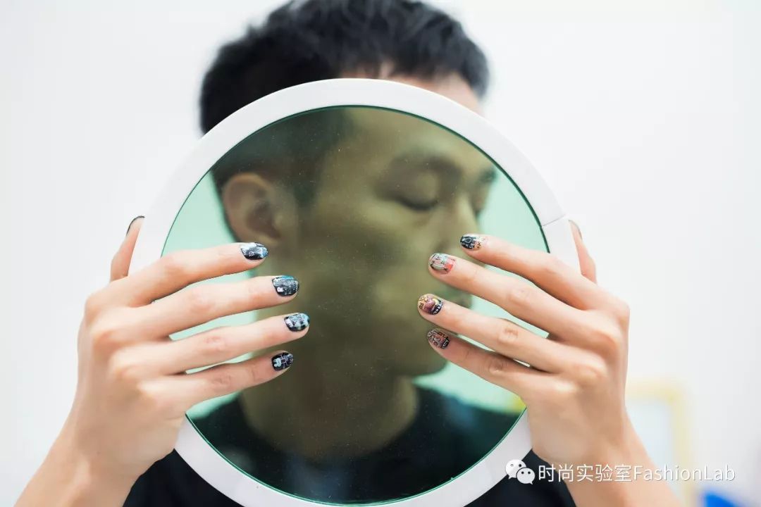 男生美甲之后。