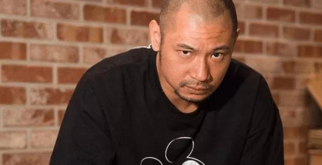 凭着不流利的粤语在香港走红 风光时一餐花4万 如今只能吃泡面 2018版申搏官网