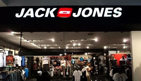 杰克琼斯jackampjones换新logo了