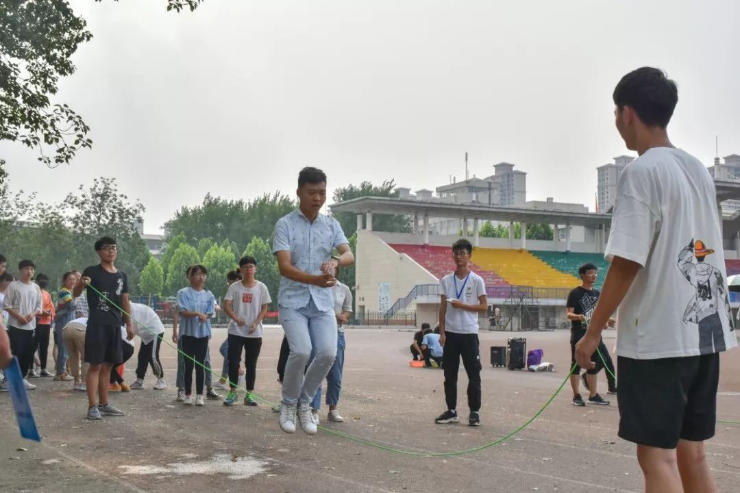 什么患失成语_成语故事图片(2)