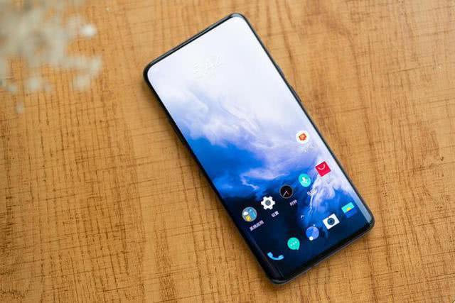 旗舰手机什么水平 08148f2e29624bf4bc2e89d947dbd3e5.jpeg