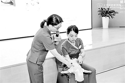                     两岁前宝宝重在科学喂养