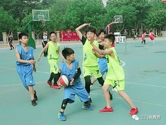 三门峡市小学生篮球赛成功举行