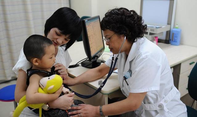                     为何越来越多的娃脾虚？医生：身边这3样东西是“根源”，不能留
