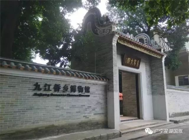 Ʒ��ɽʮ����ʳ���໨�ɴ�����(6�����ڣ�