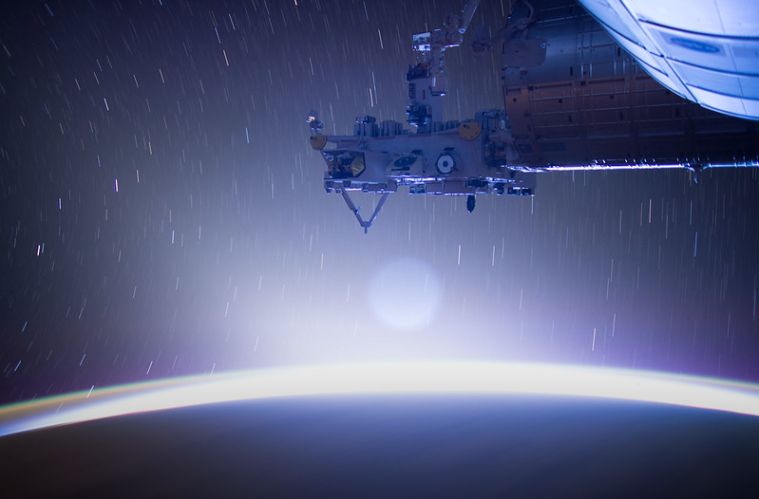 空间站宇航员看到的星星和银河系是什么样的