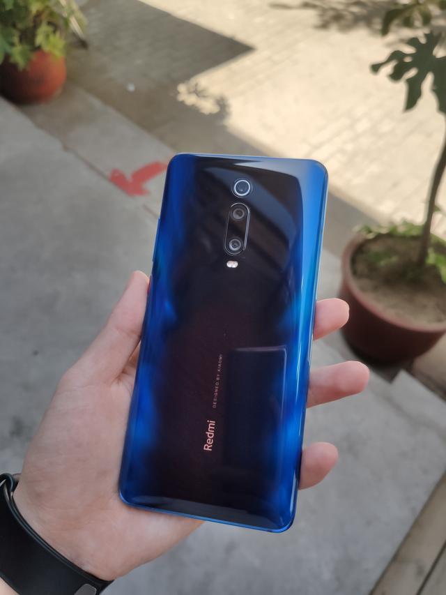 此外,官方还推出了红米k20 pro《复仇者联盟4:终局之战》限量版礼盒
