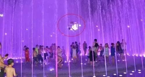                     2个孩子瞬间被夺走性命！只因碰到了这个？这么危险的东西厦门几乎每个小区都有...