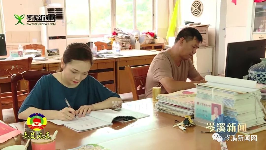 岑溪的她不仅是学生眼里的女神老师还是