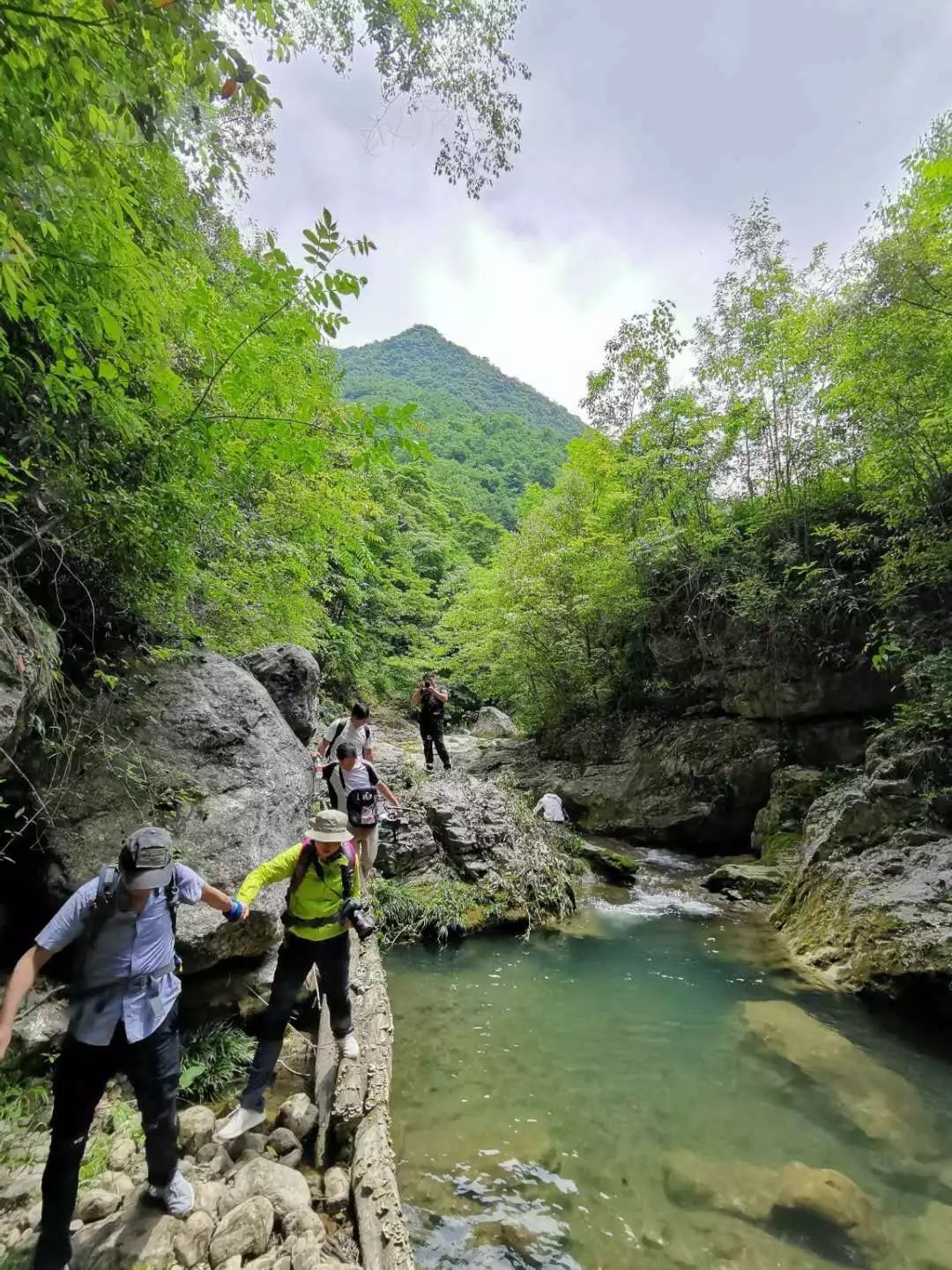 穿越黑龙谷—山阳文旅首次大型户外探险调研活动