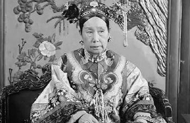 咸丰有多少人口_咸丰当百价格多少(3)