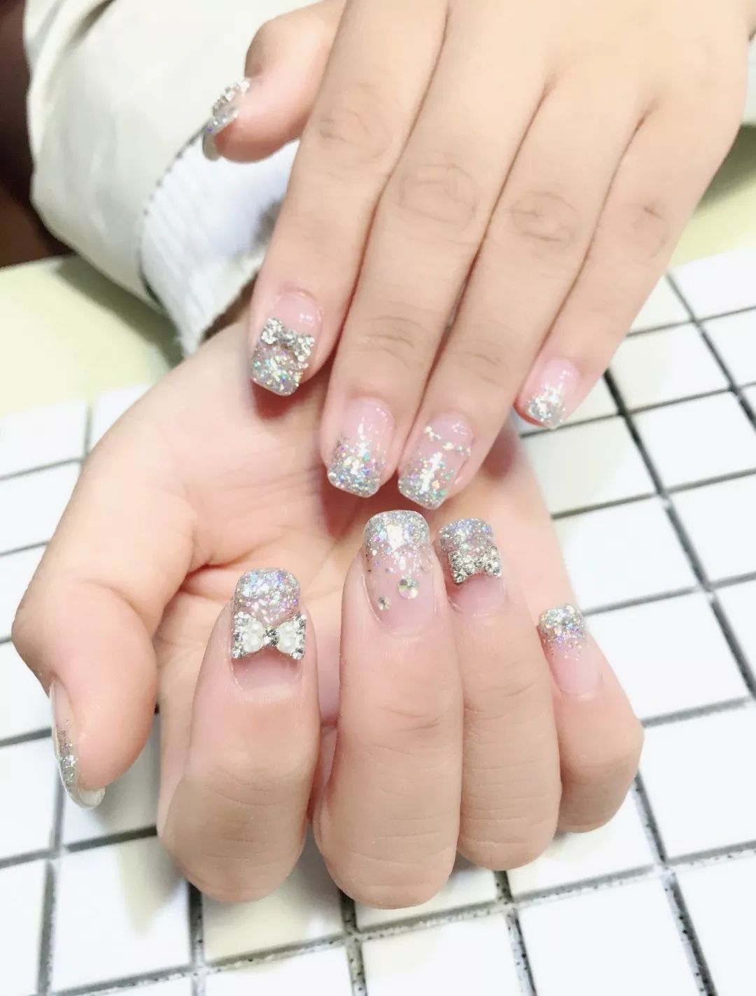 拍婚纱照,婚礼适合做什么美甲?
