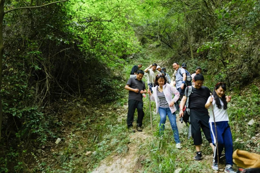 穿越黑龙谷—山阳文旅首次大型户外探险调研活动