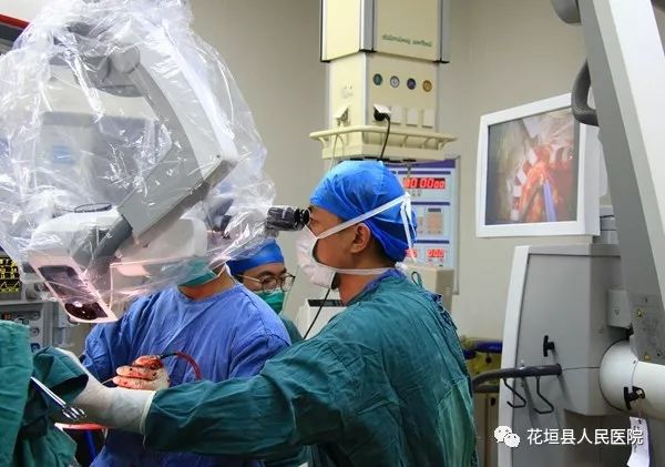 花垣县人民医院已实施22例"脑出血"患者显微镜下开颅手术_病人