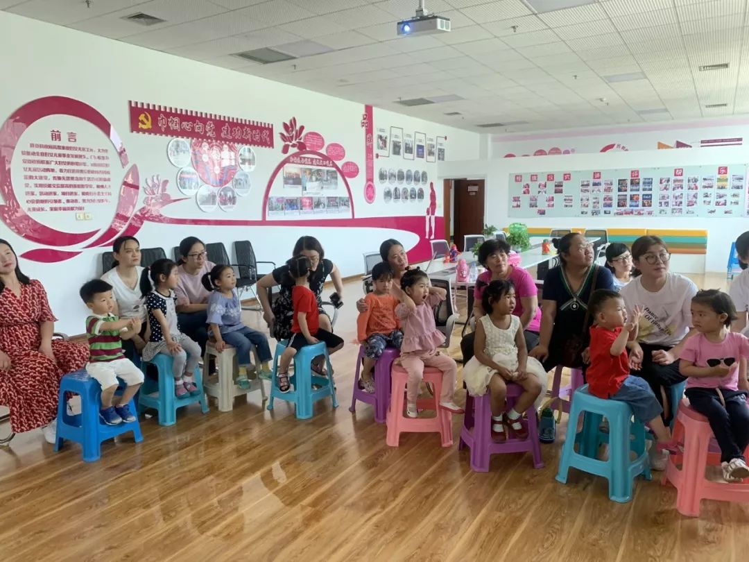小妇人口语_英语口语图片(3)