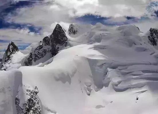 天空之城电影完整版高清免费 c9f76bd2ad1e45a384b2ea3a3eba2f1c.jpeg