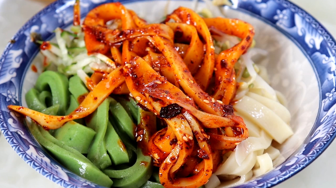 彩色凉皮的做法,配方比例告诉你,口感劲道又爽