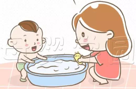                     幼儿园用消毒水给孩子泡手，这不是在消毒是在“坑娃”！