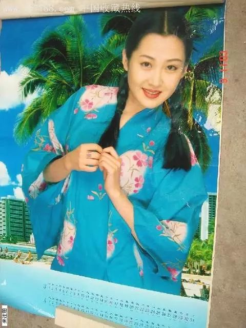 80年代内衣美女挂历