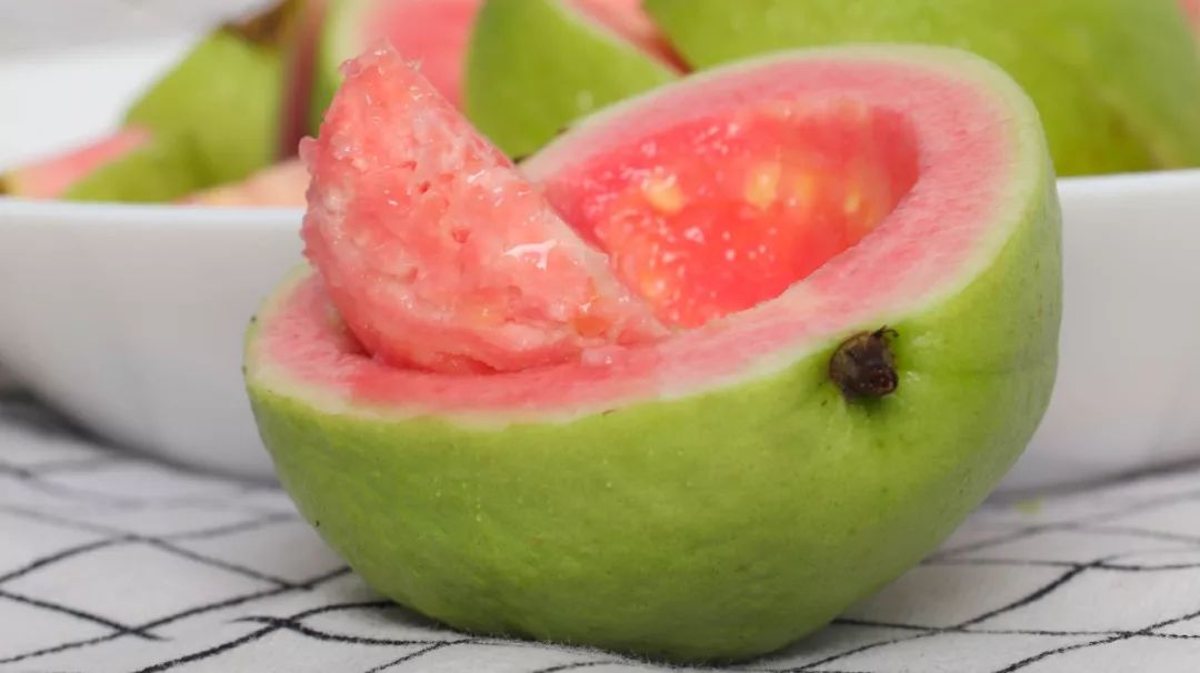 三高人群能吃橙子吗 04248bc2c83744d39dcffbe2c8eb2f17.jpeg