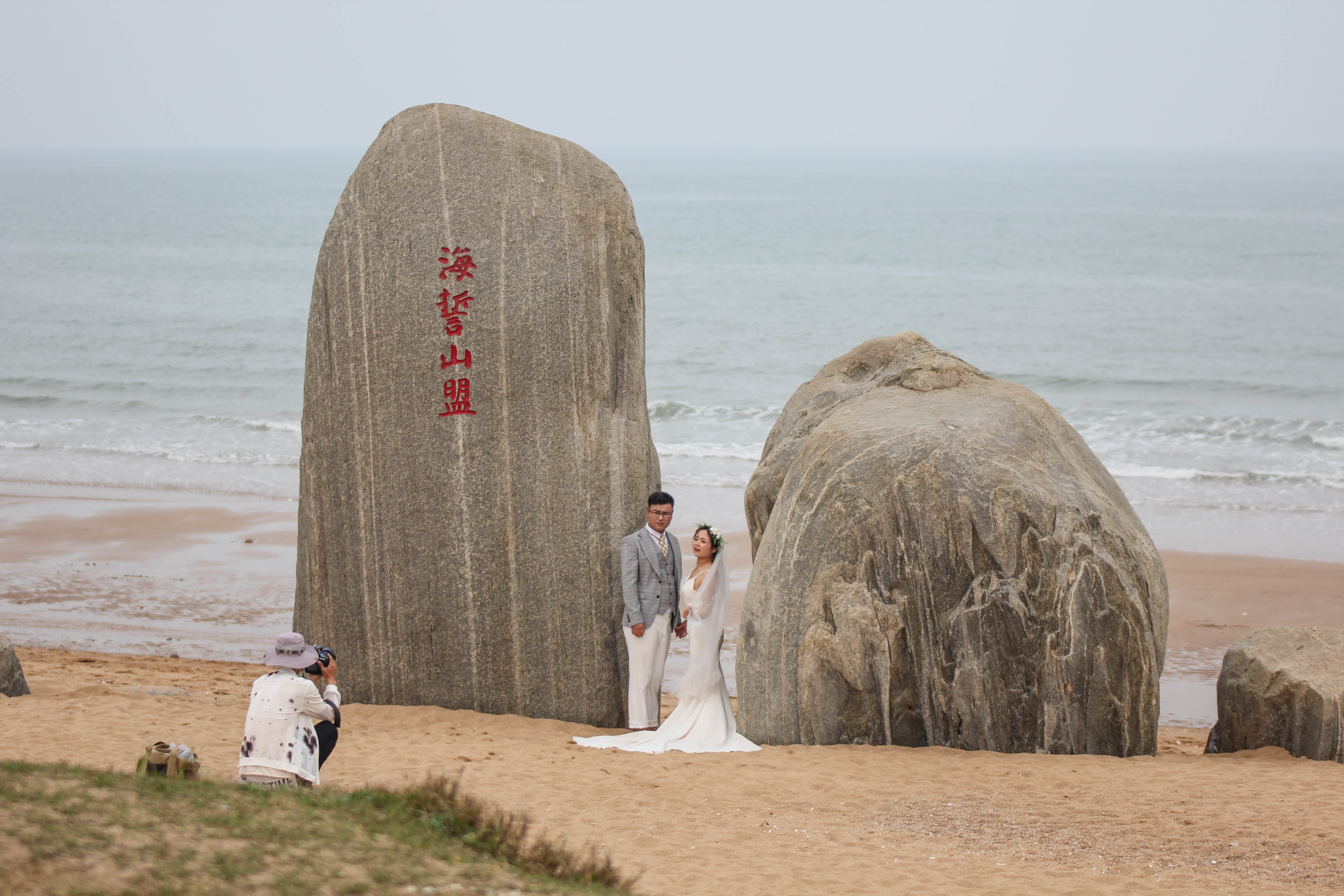 红海滩婚纱照_盘锦红海滩(2)