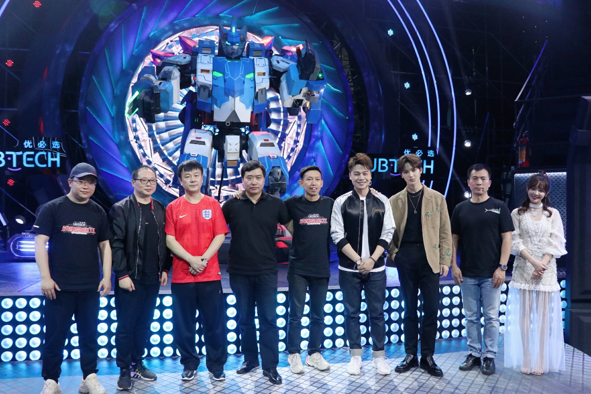 由浙江卫视,创客星球联合出品的机器人格斗科技真人秀《铁甲雄心2》在