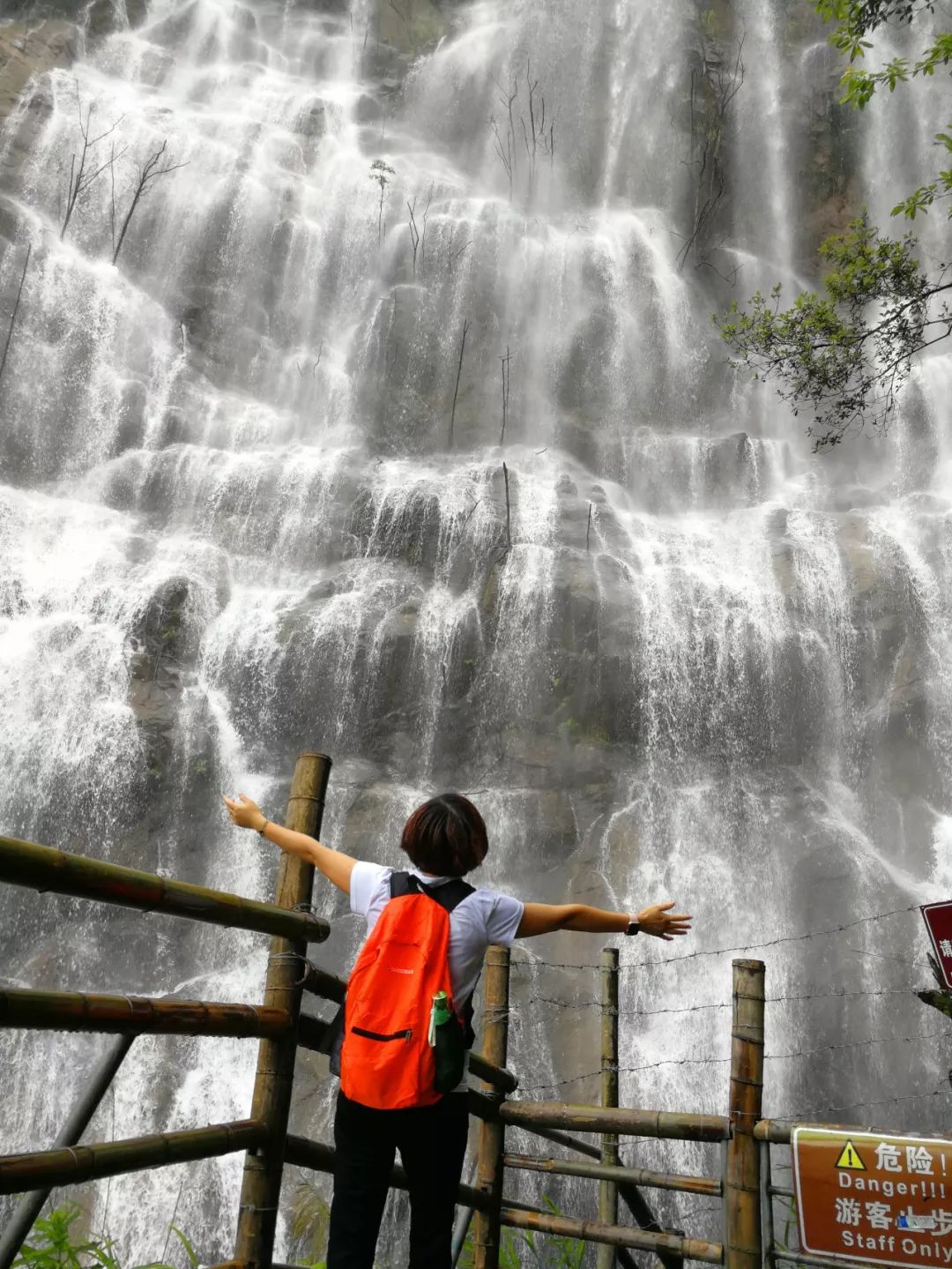 黄果树瀑布算什么!广州竟藏着290米绝美瀑布!堪称避暑