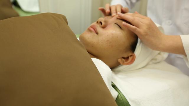 怎么护理头皮不掉发 429713c25b4a4072ae202f22aa08d11c.jpeg